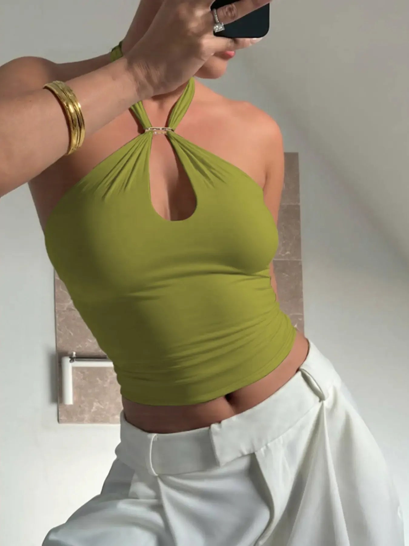 Women's Solid Backless Halter Neck Tank Top, Fashion Casual Sleeveless Top for Daily Outdoor Wear, Ladies Clothes for Summer