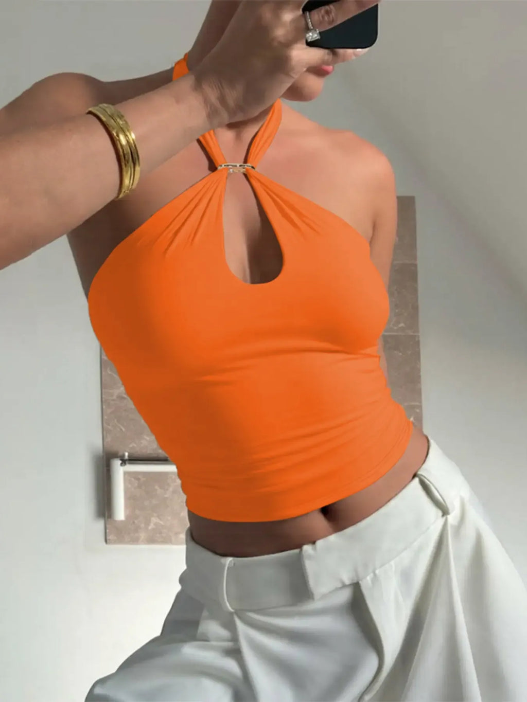 Women's Solid Backless Halter Neck Tank Top, Fashion Casual Sleeveless Top for Daily Outdoor Wear, Ladies Clothes for Summer