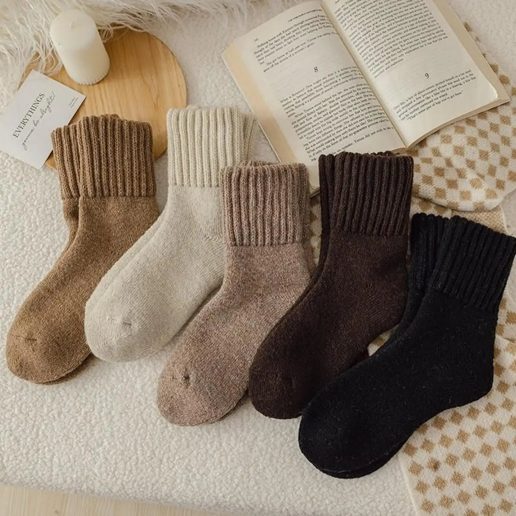 Women's 5-Pair Bridal Casual Socks, Minimalist Multicolor Plain Style, Soft Comfortable Fabric, Warm All-Day Mid-Calf Socks, Fall & Winter Everyday Wear