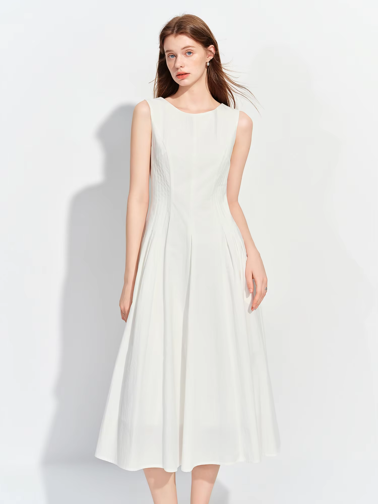 FSLE Women's 2026 Summer New Arrival Sleeveless Tank Dress White Round Neck Slim Fit Pleated A-Line Dating Dress Cotton Contain